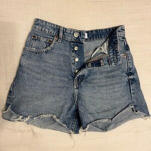 ZARA Slit Straight Denim Shorts